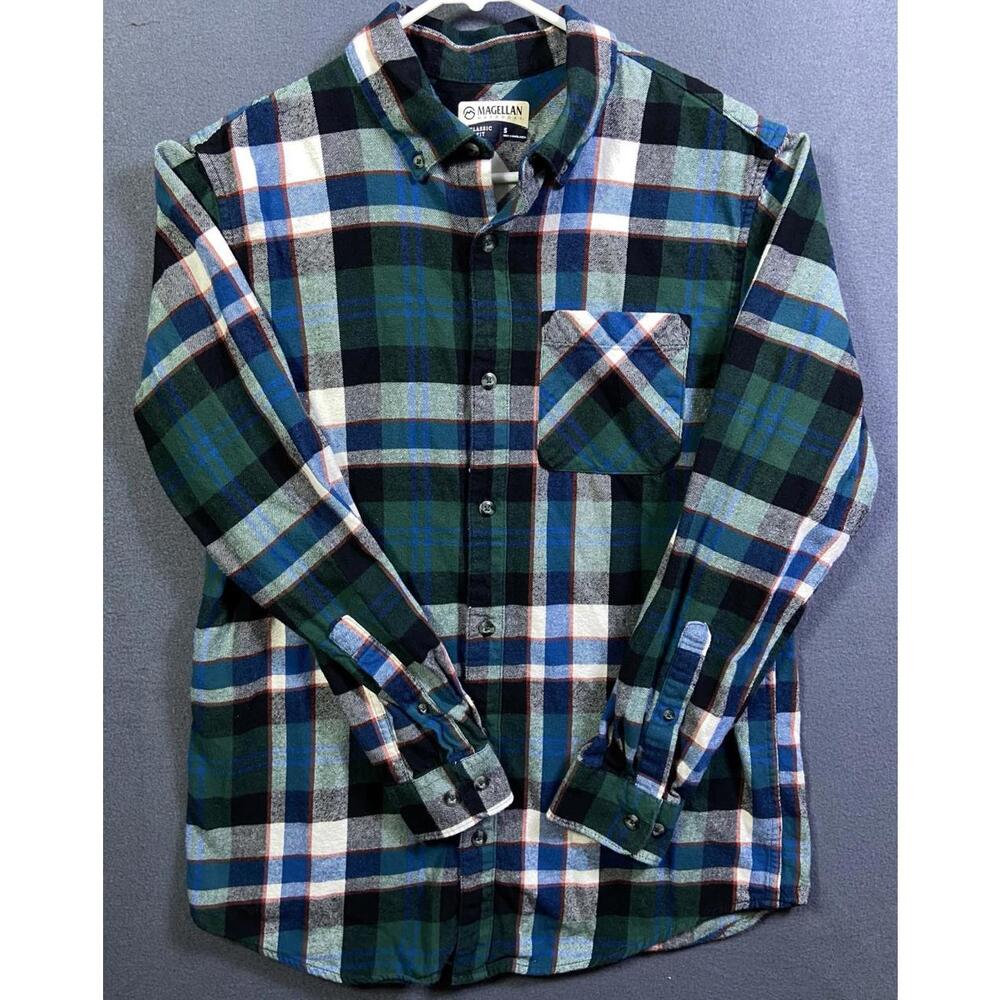 Magellan Outdoors Flannel Shirt Mens Small Blue Plaid Classic Fit Button Down - Picture 2 of 10